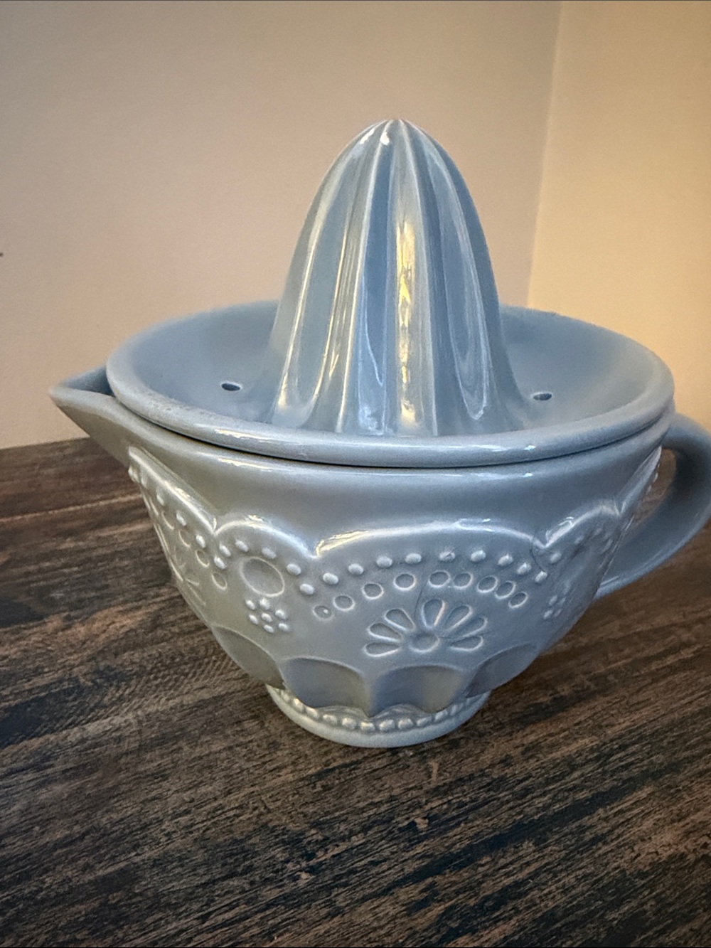 Avon Ceramic Citrus Juicer with Embossed Pattern - Pale Blue